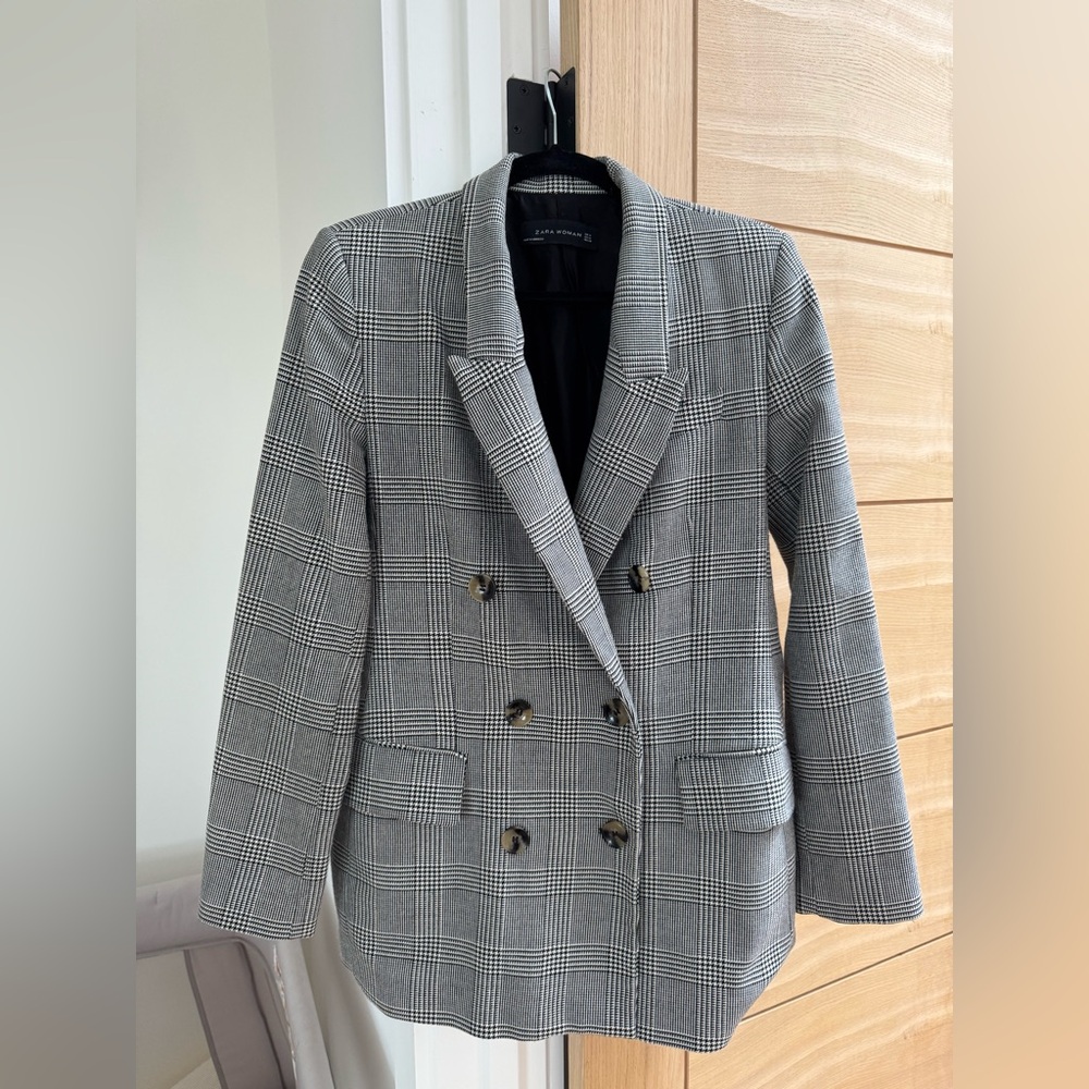 Women's Gray Plaid Double-Breasted Blazer
